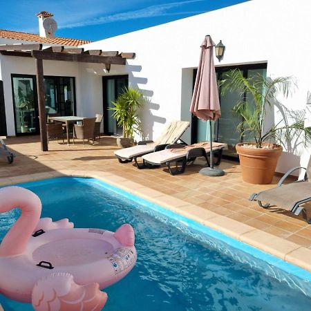 Beautiful Spacious Villa With Private Heated Pool In Lajares Zewnętrze zdjęcie